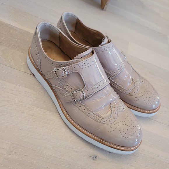 Lloyd Brogue Double Monk Beige Patent Leather Women Shoes SIze 07 but fits 08 - Picture 3 of 14